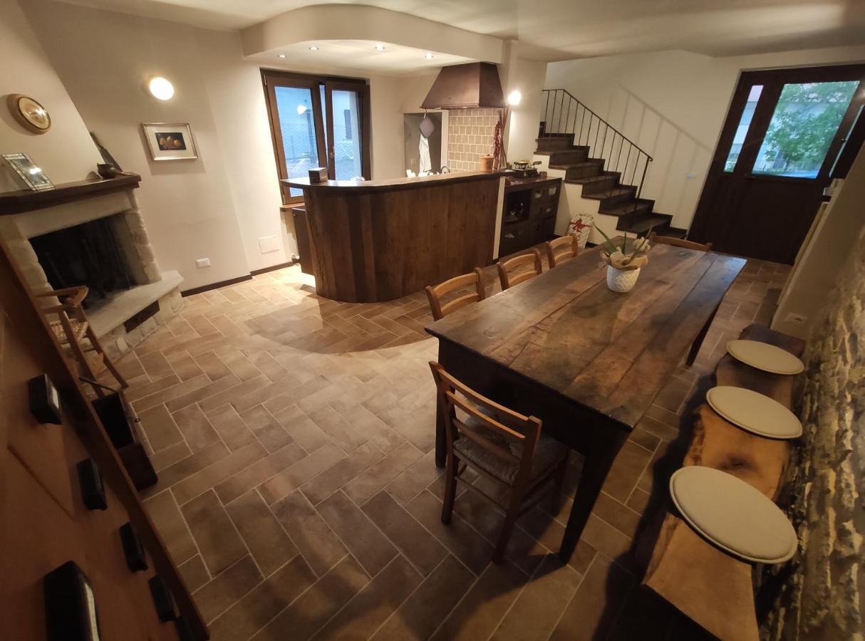 B&B Il Fienile Cingoli Εξωτερικό φωτογραφία
