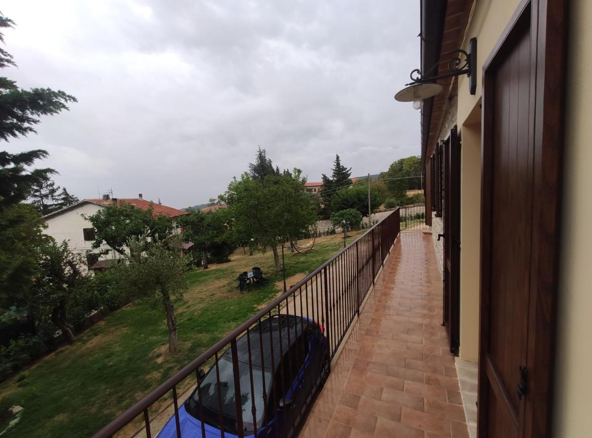 B&B Il Fienile Cingoli Εξωτερικό φωτογραφία