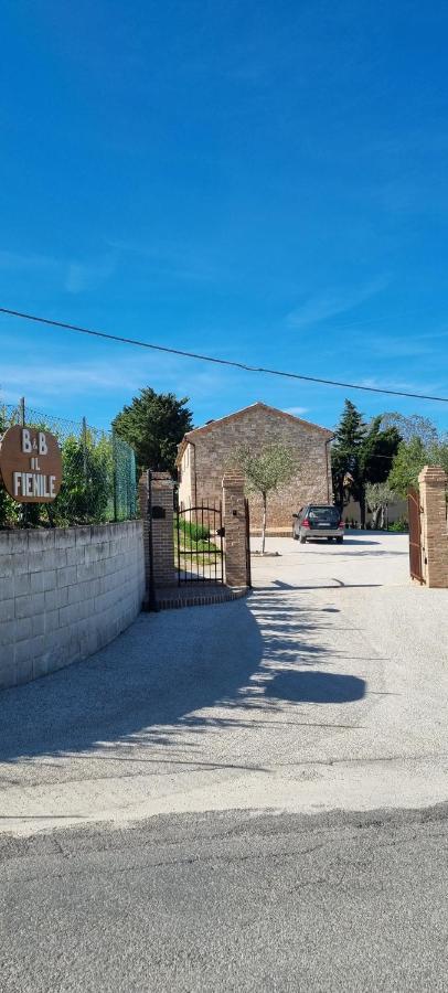 B&B Il Fienile Cingoli Εξωτερικό φωτογραφία